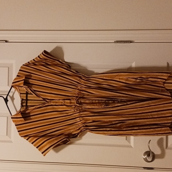 Stripped Colared Dress - Picture 1 of 4